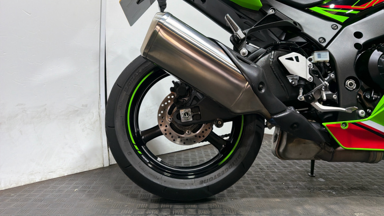 Kawasaki Ninja Zx 10 ZX1002LPFAN (23MY)